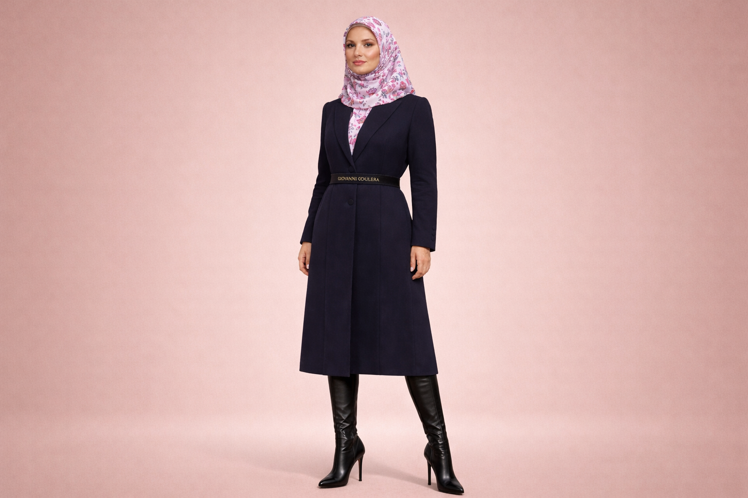 Giovanni Boulera Mulberry Twill İpek Eşarp Şal 16 momme mulberry dut ipegi kalitesinde,çift taraf baskılı,kenarları super el dikişi ile dikilmiştir,90 cm x 90 cm 