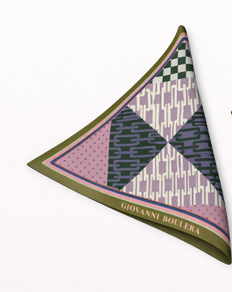 Mulberry Twill İpek Fular &amp; Şal Koleksiyonu – 16 Momme Saf Zarafet

Mulberry Twill İpek Fular &amp; Şal Koleksiyonumuz, doğallığın ve lüksün mükemmel birleşimini sunar. 16 momme mulberry twill ipekten üretilen her parça, zarif dokusu, akışkan yapısı ve sofistike duruşuyla stilinizi bir üst seviyeye taşır.

Mulberry ipek, yalnızca dut yaprağı ile beslenen ipekböceklerinden elde edilen en saf ve en kaliteli ipek türüdür. Bu özel lif yapısı sayesinde kumaş daha pürüzsüz, daha parlak ve daha dayanıklıdır. 1