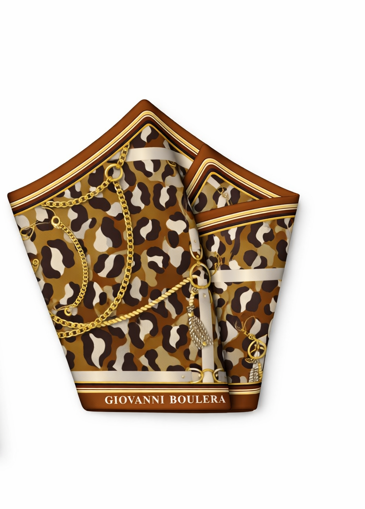 Giovanni Boulera estetiğini yansıtan bu seçkin tasarım, dört mevsim boyunca konforlu ve sofistike bir kullanım sunarak stilinizi zarif bir dokunuşla tamamlar.; Üretimi, ipeğin doğduğu yer olarak kabul edilen Guangzhou / Çin’de, Giovanni Boulera’ya ait özel tesislerde gerçekleştirilmiştir.; Marka kalite standartları doğrultusunda, çift taraflı kullanıma uygun olacak şekilde yüksek çözünürlüklü dijital baskı tekniğiyle üretilmiştir.; Kenarları tamamen el işçiliğiyle kıvrılmış,süper dikiş dediğimiz teknikle 