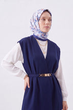 Mavi Tonlu Çiçek Desenli Çift Taraf Baskı ,Süper El Dikişi,16 mm %100 Mulberry Twill İpek Eşarp