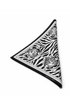 Kaplan Figürü ile Tasarlanmış Sİyah ve Beyaz Desenli Mulberry Twill İpek Eşarp Şal